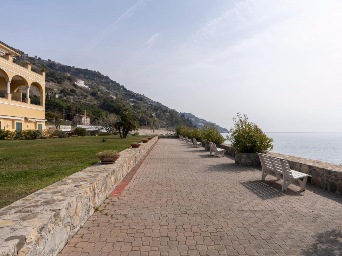 Apartment Vista Mare By Interhome Latte Kültér fotó